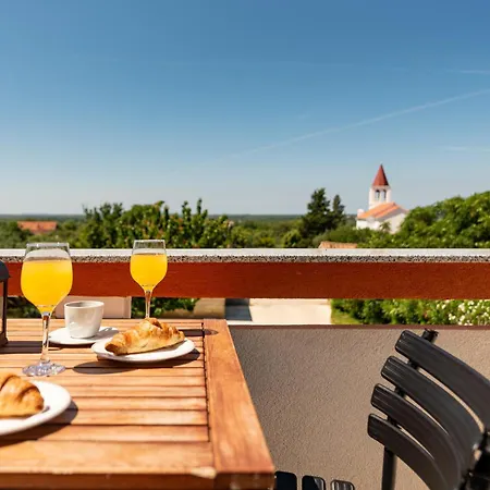 Mara Apartamento Poljica (Zadar)