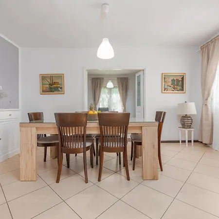 Apartamento Mara *