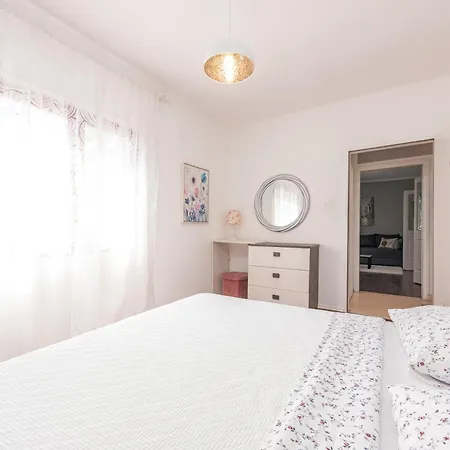 Apartamento Mara *