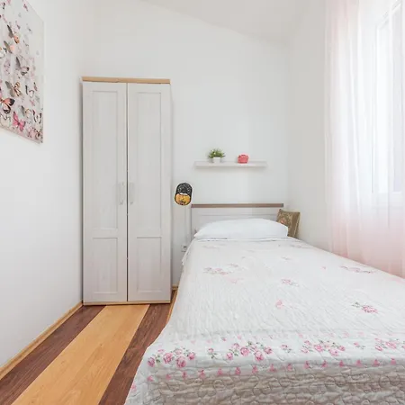 アパート Mara Poljica