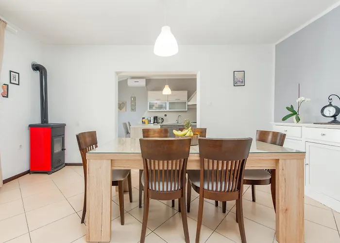 Mara Apartamento Poljica (Zadar)